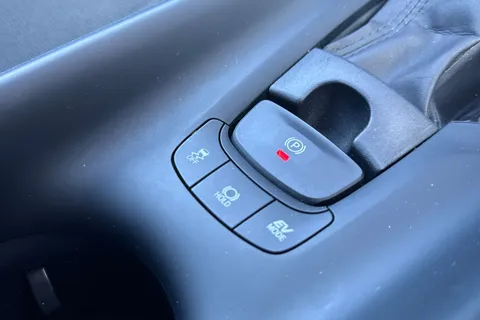 WF23VLS Toyota C-Hr 1.8 VVT-h Icon CVT Euro 6 (s/s) 5dr Thumbnail #40