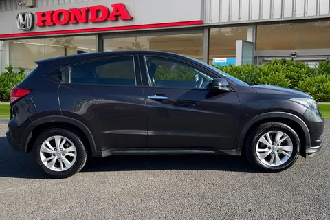 3 of 51 for HONDA HR-V 1.6 i-DTEC S 5dr