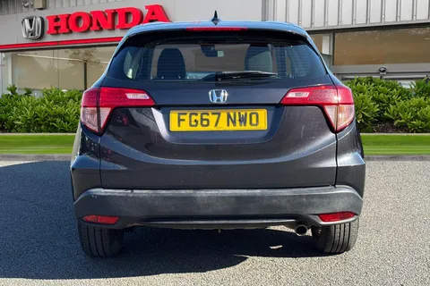 6 of 51 for HONDA HR-V 1.6 i-DTEC S 5dr