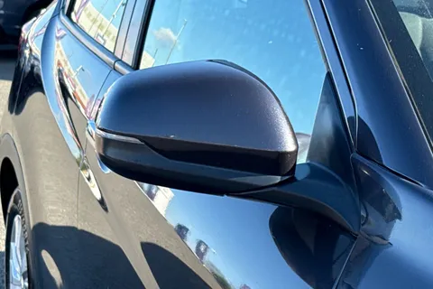 11 of 51 for HONDA HR-V 1.6 i-DTEC S 5dr