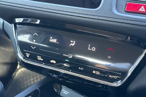 21 of 51 for HONDA HR-V 1.6 i-DTEC S 5dr