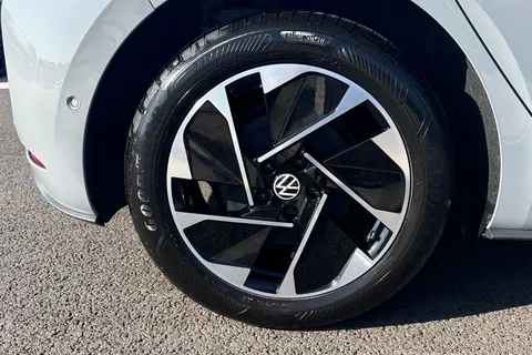 KP75RKY Volkswagen ID.3 150kW Match Pro 59kWh 5dr Auto Thumbnail #12