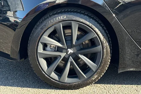 BG21EFW Tesla Model 3 (Dual Motor) Long Range Auto 4WDE 4dr Thumbnail #12