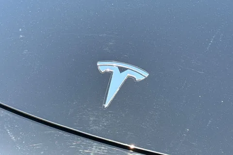 BG21EFW Tesla Model 3 (Dual Motor) Long Range Auto 4WDE 4dr Thumbnail #28