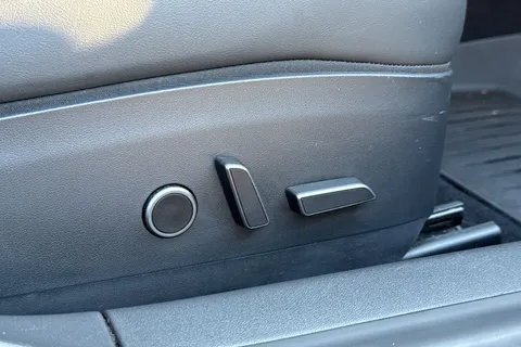 BG21EFW Tesla Model 3 (Dual Motor) Long Range Auto 4WDE 4dr Thumbnail #33