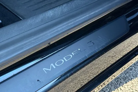 BG21EFW Tesla Model 3 (Dual Motor) Long Range Auto 4WDE 4dr Thumbnail #34