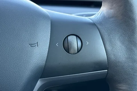 BG21EFW Tesla Model 3 (Dual Motor) Long Range Auto 4WDE 4dr Thumbnail #42