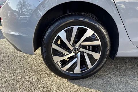 DC25XEE Volkswagen Golf 1.4 TSI eHybrid Style 5dr DSG |  High Beam Assist | Keyless-Go Thumbnail #11