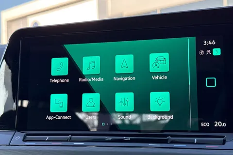 DC25XEE Volkswagen Golf 1.4 TSI eHybrid Style 5dr DSG |  High Beam Assist | Keyless-Go Thumbnail #27