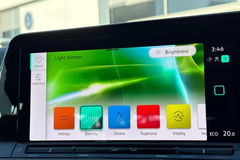 DC25XEE Volkswagen Golf 1.4 TSI eHybrid Style 5dr DSG |  High Beam Assist | Keyless-Go Thumbnail #30