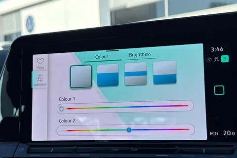 DC25XEE Volkswagen Golf 1.4 TSI eHybrid Style 5dr DSG |  High Beam Assist | Keyless-Go Thumbnail #31