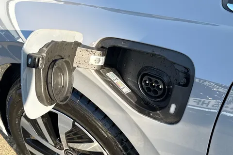 DC25XEE Volkswagen Golf 1.4 TSI eHybrid Style 5dr DSG |  High Beam Assist | Keyless-Go Thumbnail #38