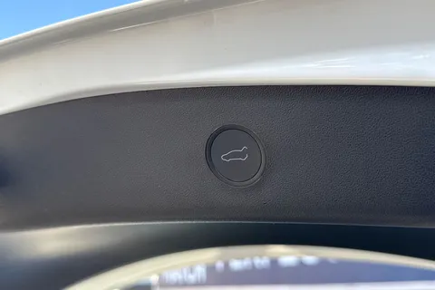 WP71PSX Tesla Model 3 (Dual Motor) Long Range Auto 4WDE 4dr Thumbnail #35