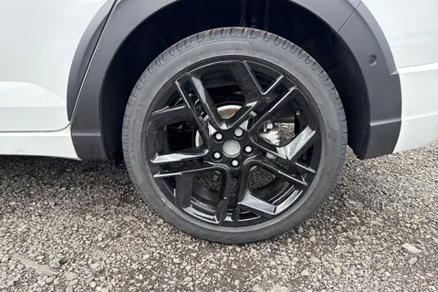  Volkswagen Taigo 1.0 TSI Black Edition DSG Euro 6 (s/s) 5dr Thumbnail #11