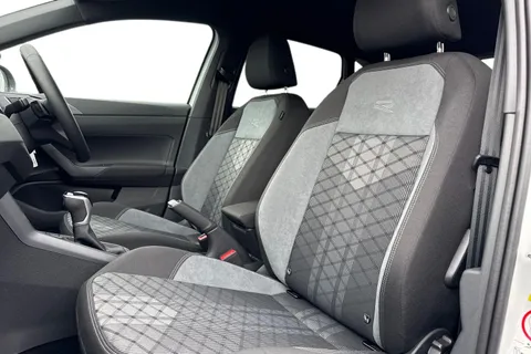  Volkswagen Taigo 1.0 TSI Black Edition DSG Euro 6 (s/s) 5dr Thumbnail #16