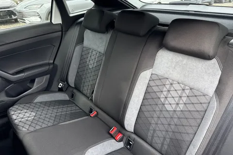  Volkswagen Taigo 1.0 TSI Black Edition DSG Euro 6 (s/s) 5dr Thumbnail #19