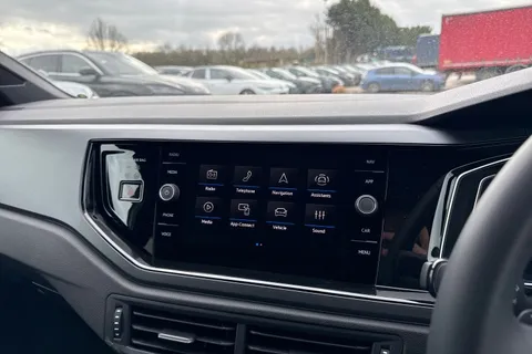  Volkswagen Taigo 1.0 TSI Black Edition DSG Euro 6 (s/s) 5dr Thumbnail #35