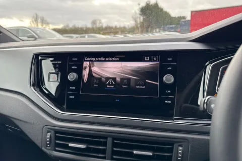  Volkswagen Taigo 1.0 TSI Black Edition DSG Euro 6 (s/s) 5dr Thumbnail #38