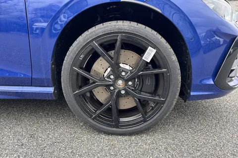  Volkswagen Golf 2.0 TSI R Black Edition DSG 4Motion Euro 6 (s/s) 5dr Thumbnail #12