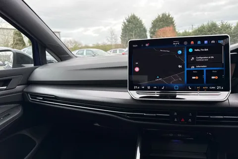  Volkswagen Golf 2.0 TSI R Black Edition DSG 4Motion Euro 6 (s/s) 5dr Thumbnail #19