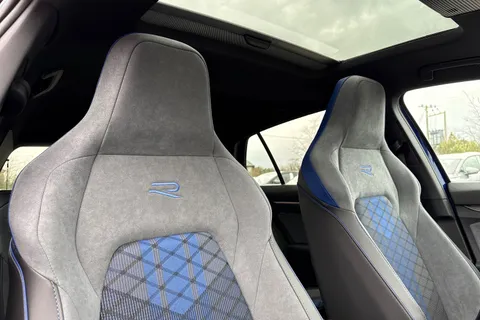  Volkswagen Golf 2.0 TSI R Black Edition DSG 4Motion Euro 6 (s/s) 5dr Thumbnail #23