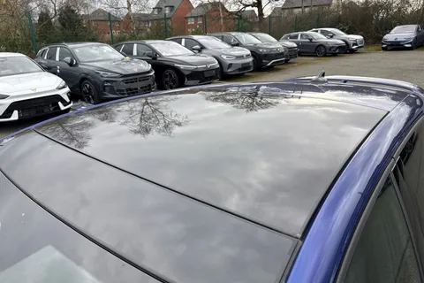  Volkswagen Golf 2.0 TSI R Black Edition DSG 4Motion Euro 6 (s/s) 5dr Thumbnail #26