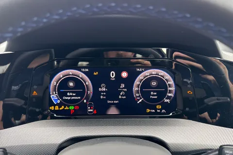  Volkswagen Golf 2.0 TSI R Black Edition DSG 4Motion Euro 6 (s/s) 5dr Thumbnail #33