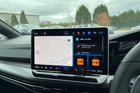  Volkswagen Golf 2.0 TSI R Black Edition DSG 4Motion Euro 6 (s/s) 5dr Thumbnail #38