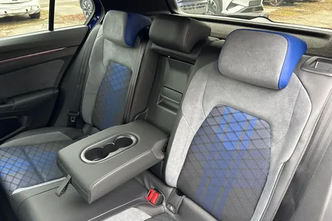  Volkswagen Golf 2.0 TSI R Black Edition DSG 4Motion Euro 6 (s/s) 5dr Thumbnail #18