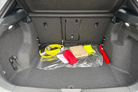 Volkswagen ID.4 Pro 77kWh Match Auto 5dr Thumbnail #6