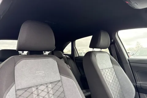  Volkswagen Taigo 1.0 TSI Black Edition DSG Euro 6 (s/s) 5dr Thumbnail #23