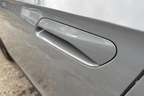 Volkswagen ID.4 Pro 77kWh Match Auto 5dr Thumbnail #26