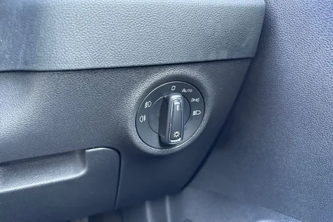 CF72WMU Škoda Karoq 1.5 TSI ACT SE L DSG Euro 6 (s/s) 5dr Thumbnail #44