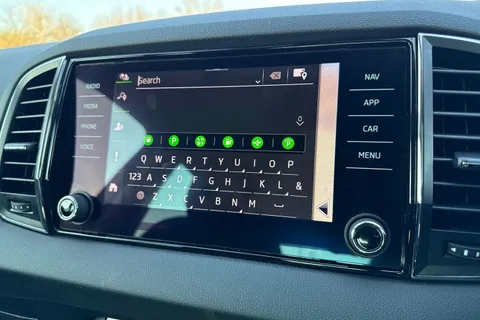 CF72WMU Škoda Karoq 1.5 TSI ACT SE L DSG Euro 6 (s/s) 5dr Thumbnail #53