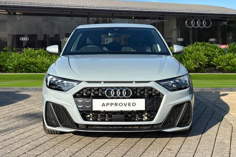 BU75ZKX Audi A1 S line 35 TFSI  150 PS S tronic Thumbnail #6