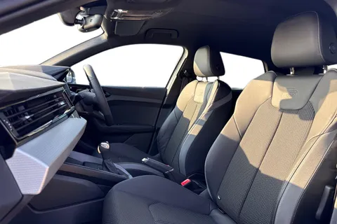 BU75ZKX Audi A1 S line 35 TFSI  150 PS S tronic Thumbnail #16