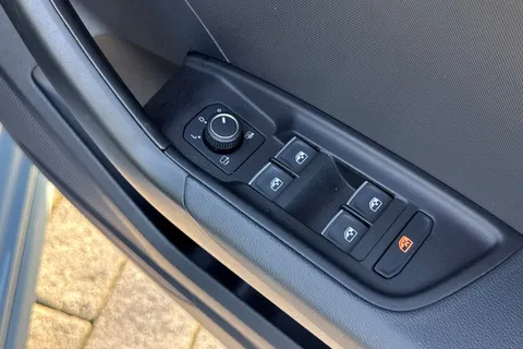 BU75ZKX Audi A1 S line 35 TFSI  150 PS S tronic Thumbnail #21