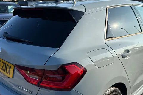 BU75ZKX Audi A1 S line 35 TFSI  150 PS S tronic Thumbnail #29