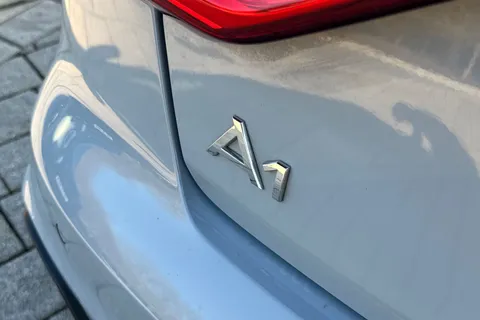 BU75ZKX Audi A1 S line 35 TFSI  150 PS S tronic Thumbnail #31