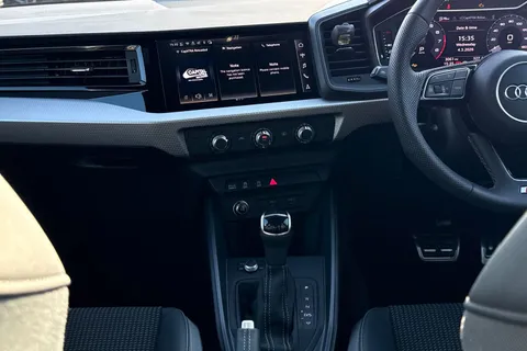 BU75ZKX Audi A1 S line 35 TFSI  150 PS S tronic Thumbnail #36