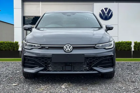  Volkswagen Golf 1.5 eTSI MHEV Black Edition DSG Euro 6 (s/s) 5dr Thumbnail #5