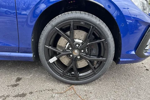  Volkswagen Golf 2.0 TSI R Black Edition DSG 4Motion Euro 6 (s/s) 5dr Thumbnail #12