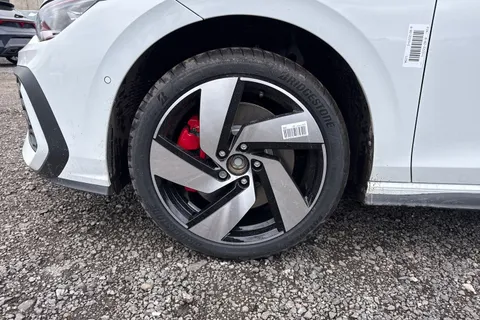  Volkswagen Golf 2.0 TSI GTI DSG Euro 6 (s/s) 5dr Thumbnail #9