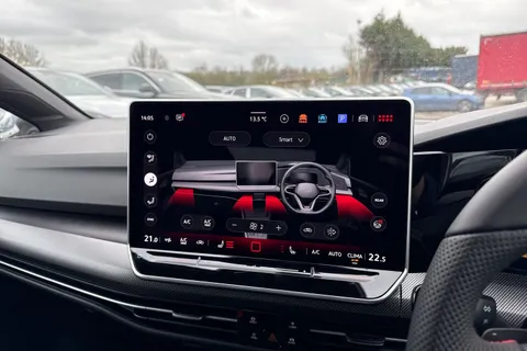  Volkswagen Golf 2.0 TSI GTI DSG Euro 6 (s/s) 5dr Thumbnail #21