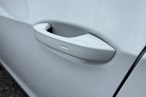  Volkswagen Golf 2.0 TSI GTI DSG Euro 6 (s/s) 5dr Thumbnail #26