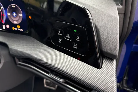  Volkswagen Golf 2.0 TSI R Black Edition DSG 4Motion Euro 6 (s/s) 5dr Thumbnail #30