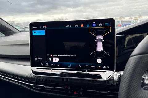  Volkswagen Golf 1.5 eTSI MHEV Black Edition DSG Euro 6 (s/s) 5dr Thumbnail #38