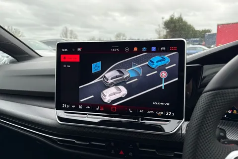  Volkswagen Golf 2.0 TSI GTI DSG Euro 6 (s/s) 5dr Thumbnail #43