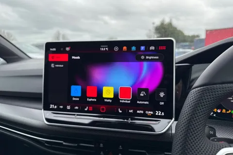  Volkswagen Golf 2.0 TSI GTI DSG Euro 6 (s/s) 5dr Thumbnail #46