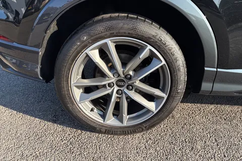 DE22EZX Audi Q3 Black Edition 35 TFSI 150 PS 6-speed Thumbnail #11